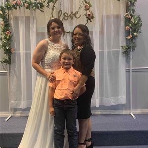 Meet your Posher, Johnine